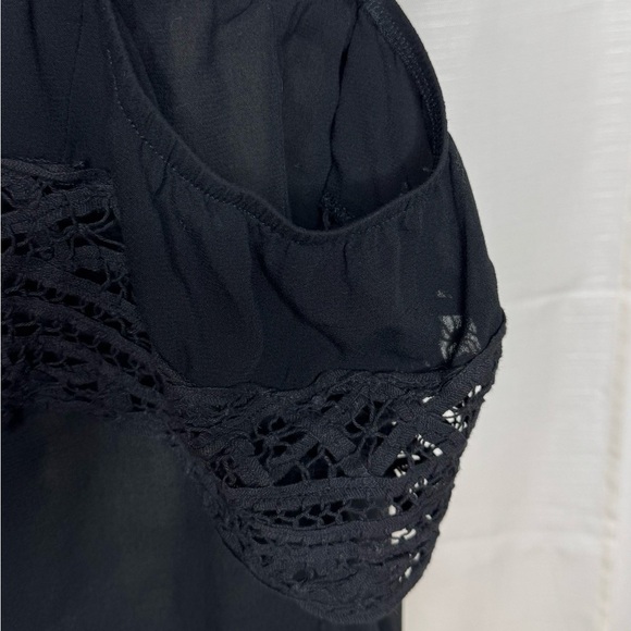 NWOT Socialite Black Off the Shoulder Crochet Lace Top Blouse. - Picture 5 of 8
